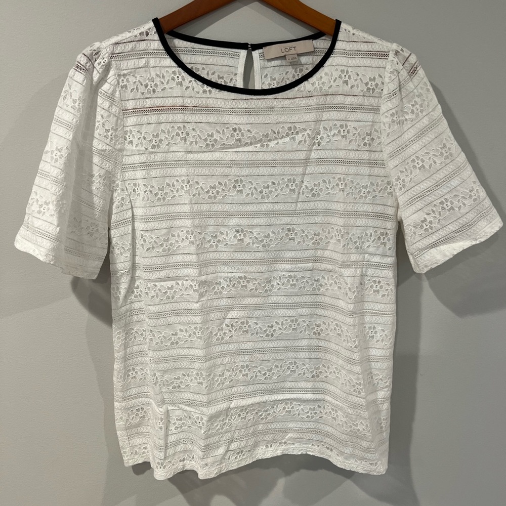 COPY - Ann Taylor LOFT Size Medium Black and White Lace Top
